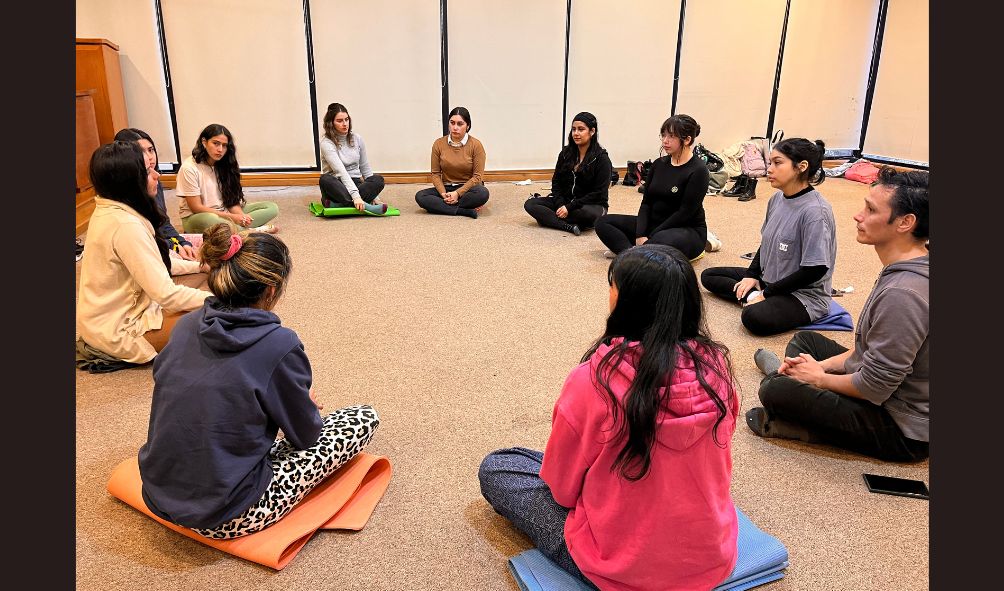 Gran Interés Concitó Taller De Yoga Y Mindfulness En Estudiantes De ...